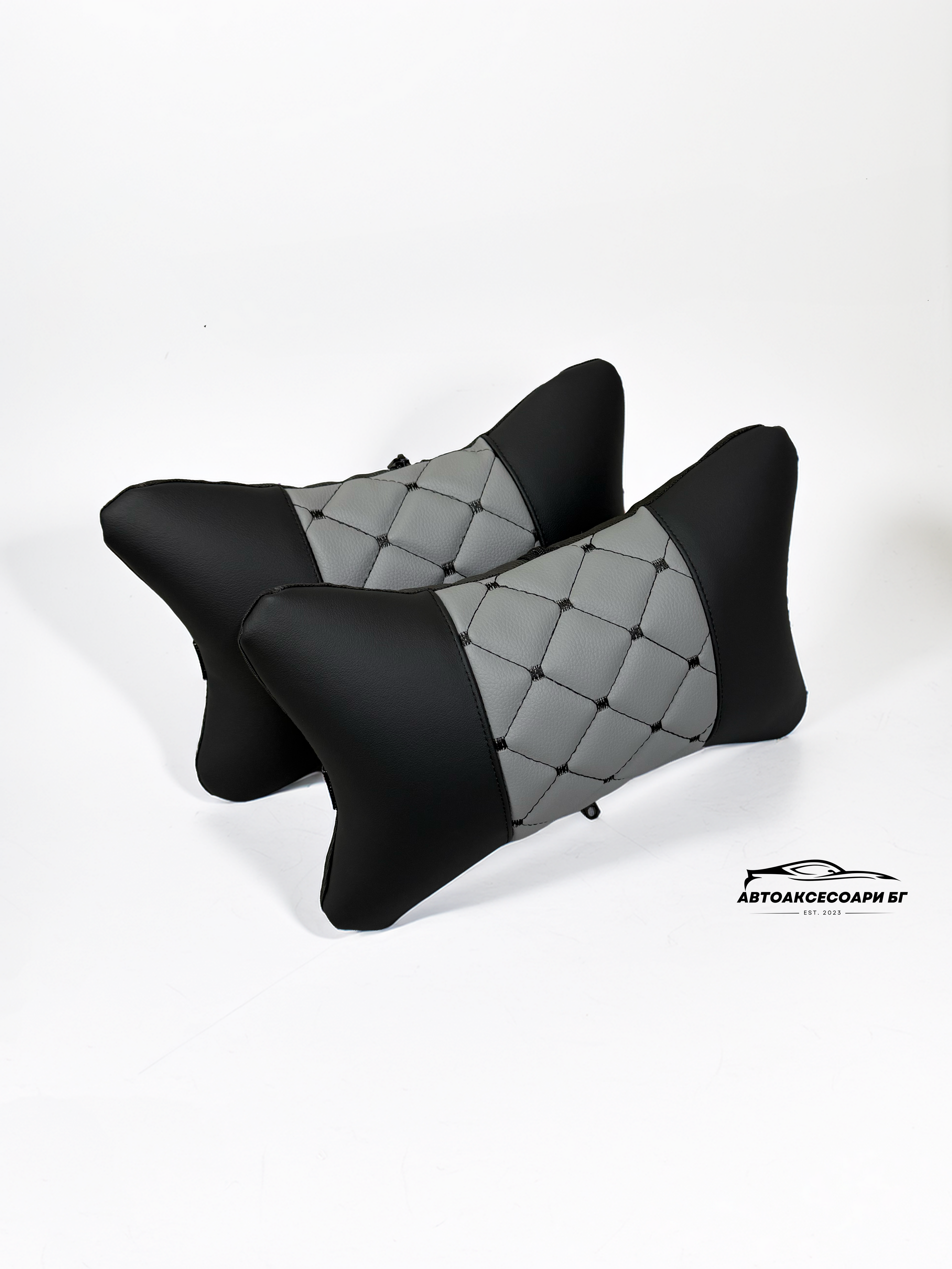 Възглавничка за комфорт и правилна стойка - Черна и сива кожа с черна бродерия