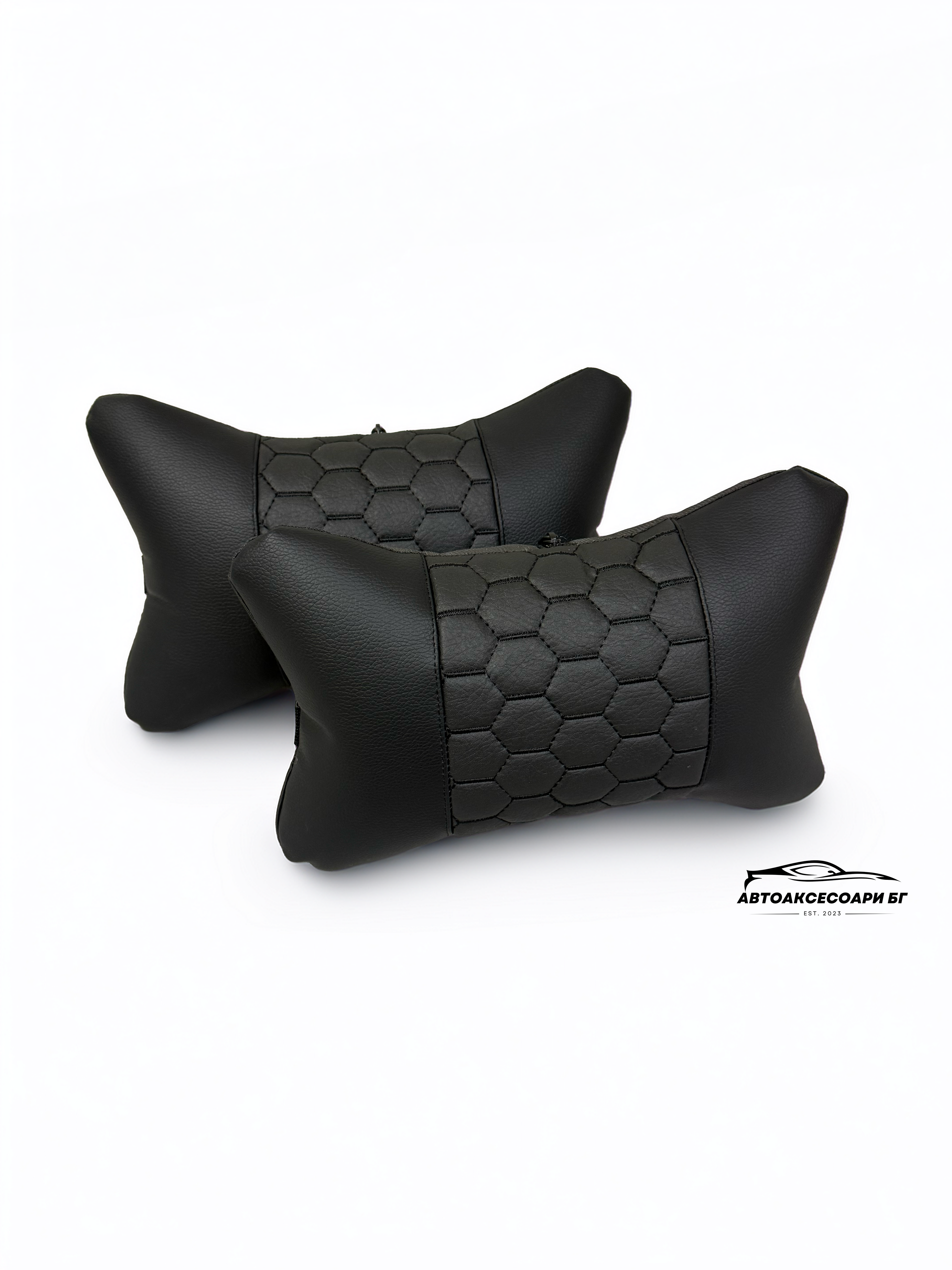 Възглавничка за комфорт и правилна стойка - Черна кожа с бродерия