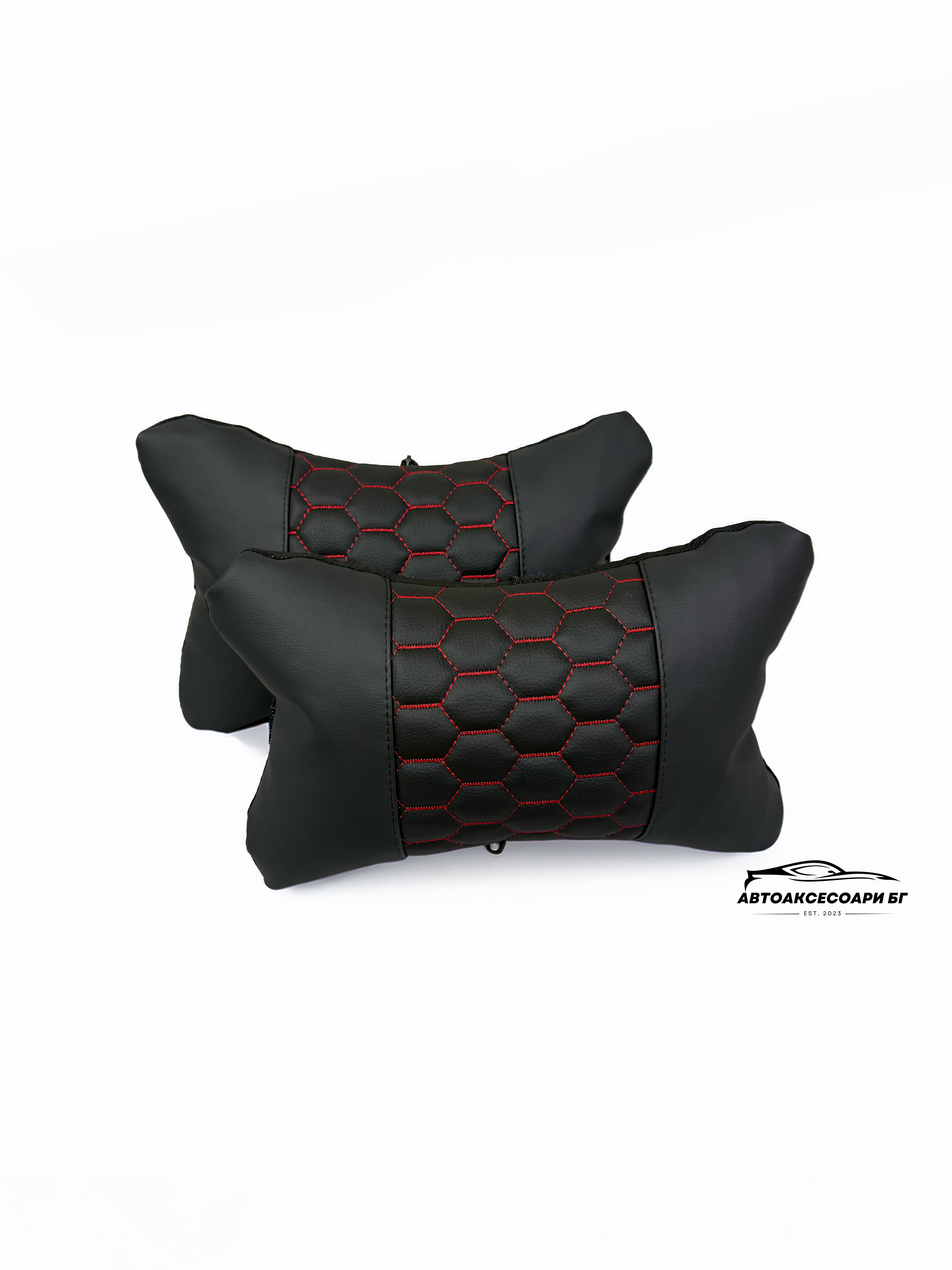 Възглавничка за комфорт и правилна стойка - Черна кожа с червена бродерия тип пчелна пита