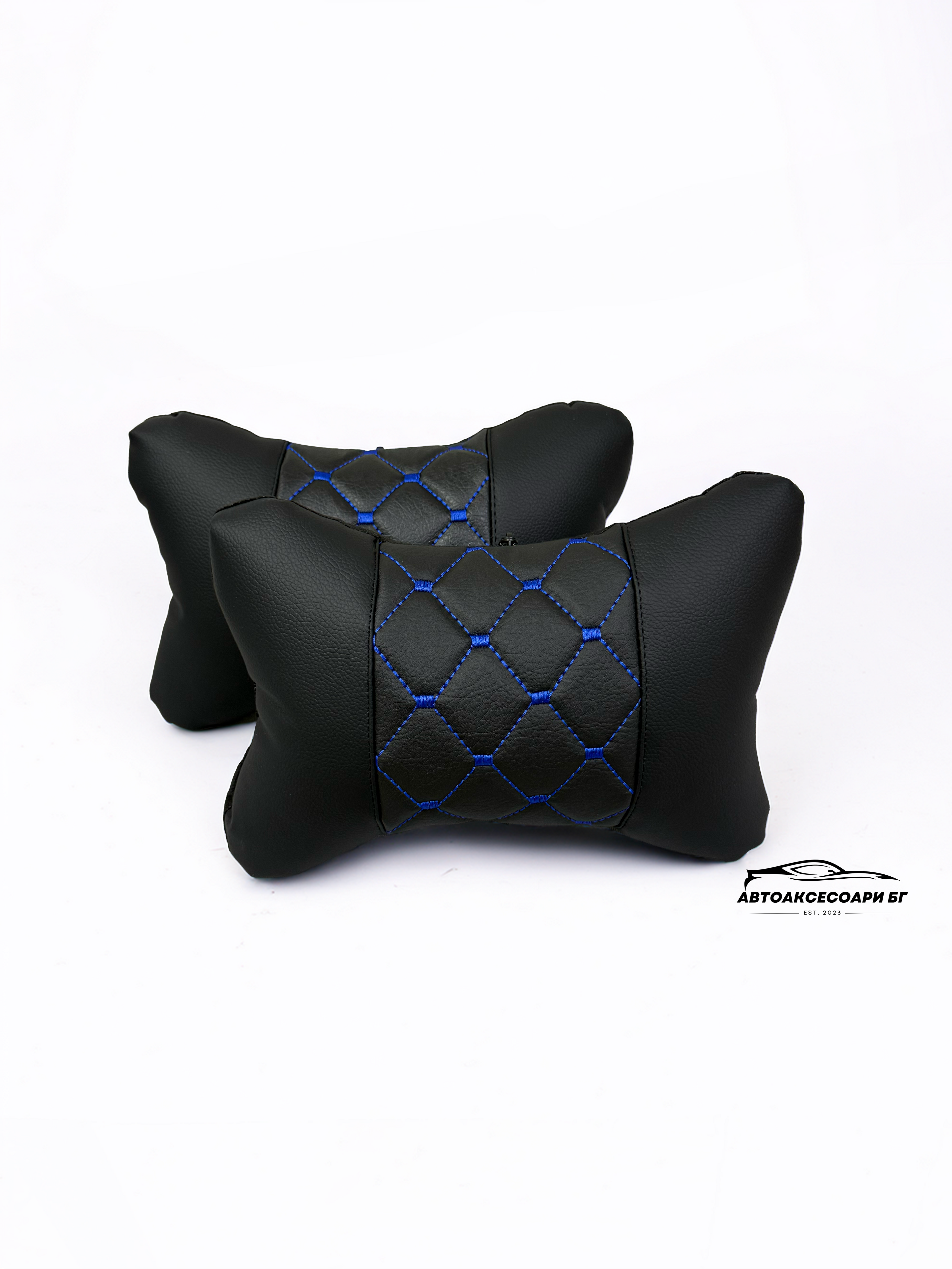 Възглавничка за комфорт и правилна стойка - Черна кожа със синя бродерия
